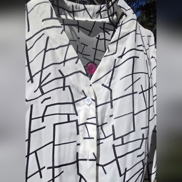 Zara White Black Printed Button-Down Blouse SzL NWOT - Picture 7 of 10